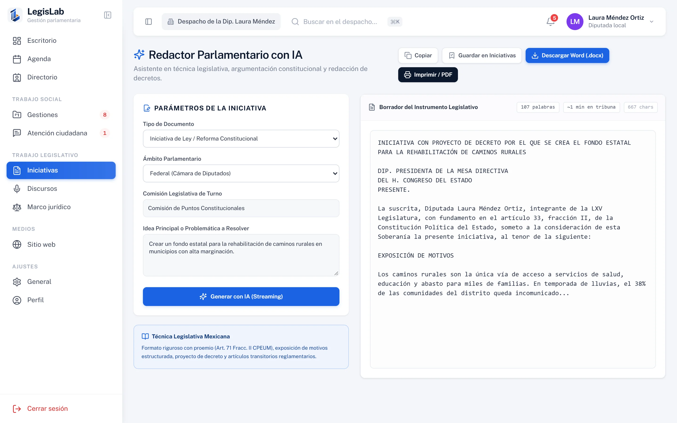 Redactor de iniciativas con un borrador